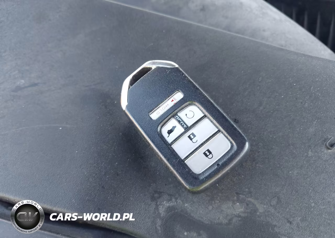 2018 Honda Pilot Touring VIN:5FNYF6H93JB048280 - 11