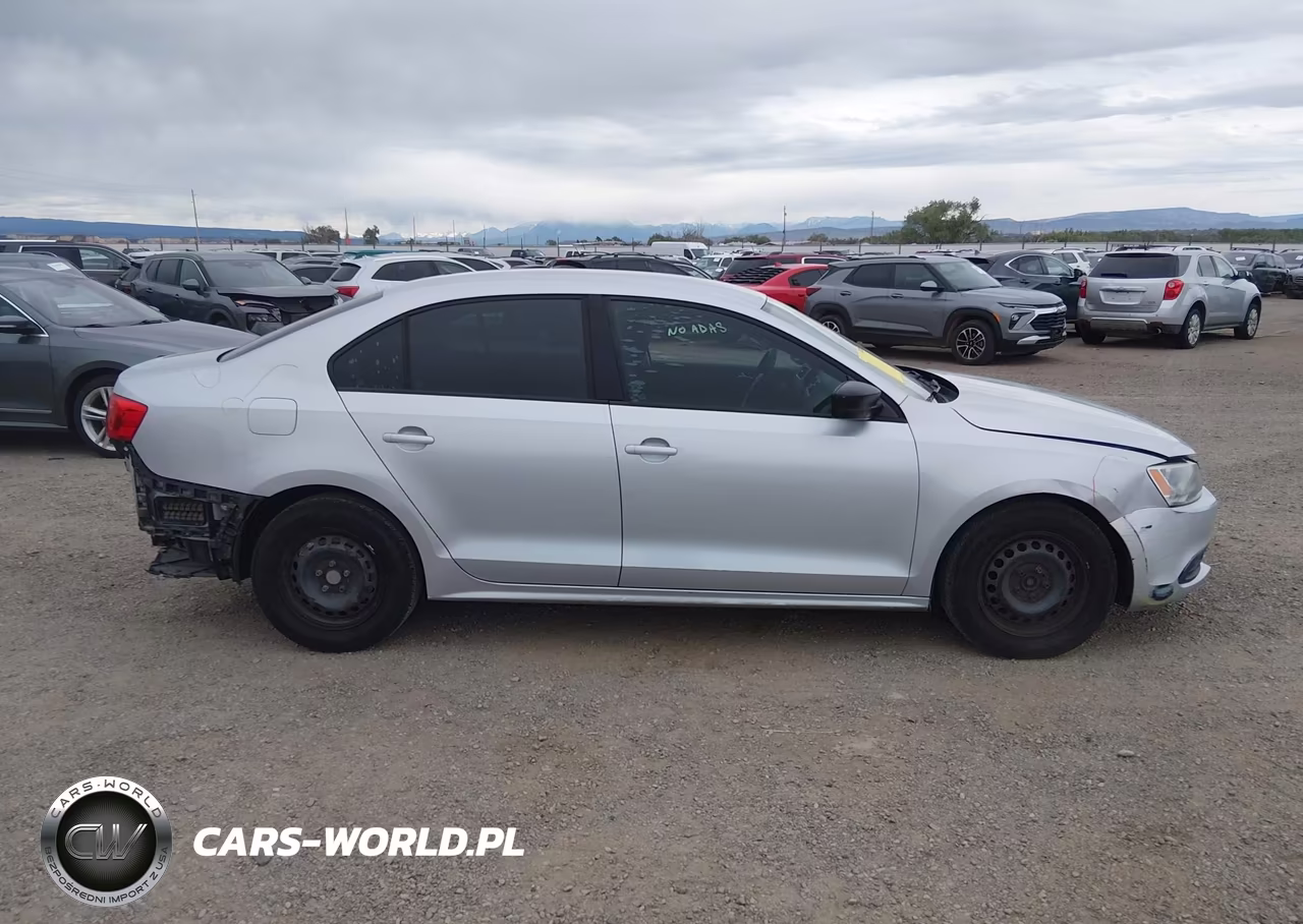 2012 Volkswagen Jetta 2.0L S VIN:3VW2K7AJ9CM308995 - 14