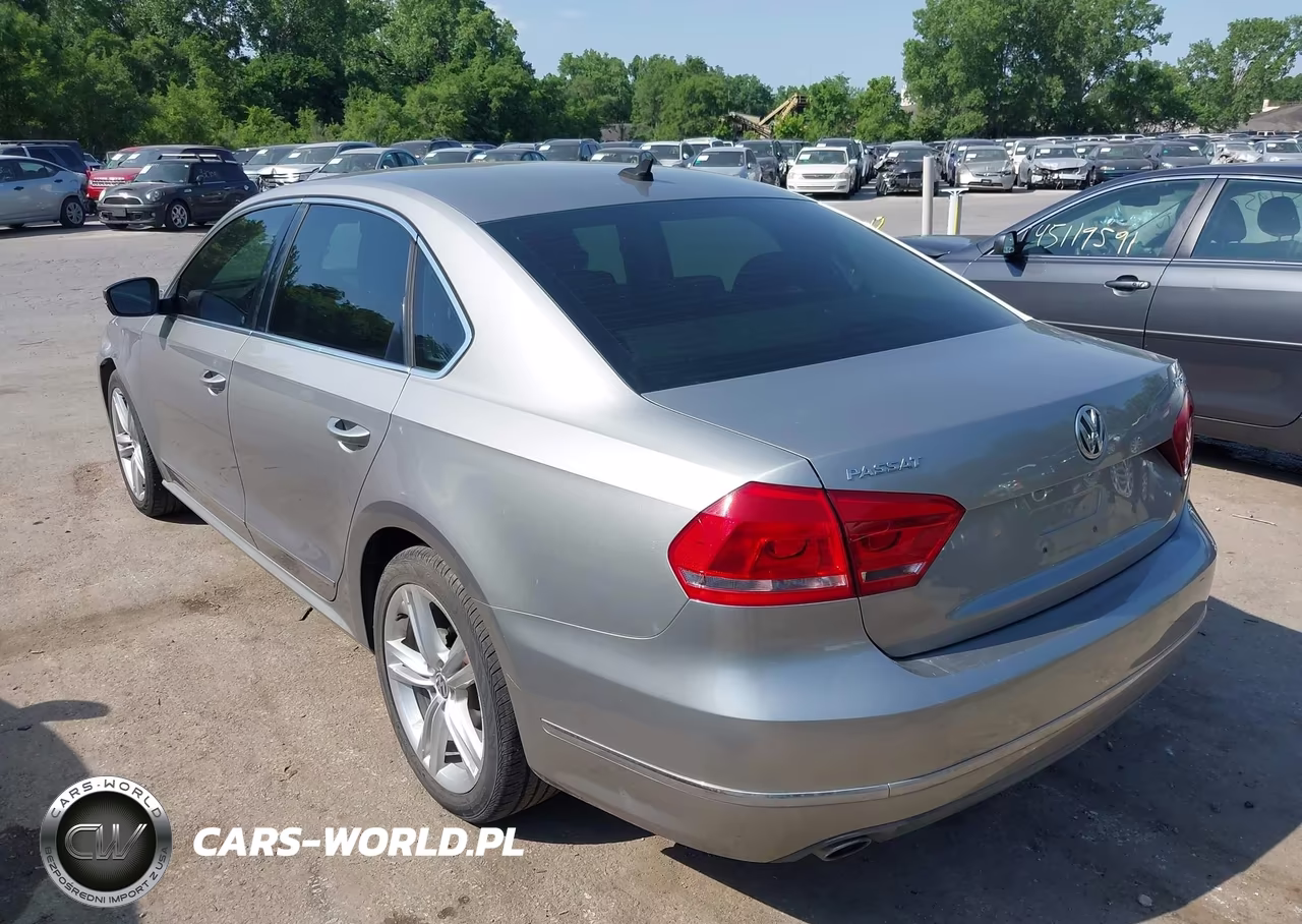 2014 Volkswagen Passat 2.0L Tdi Sel Premium VIN:1VWCN7A39EC062483 - 3