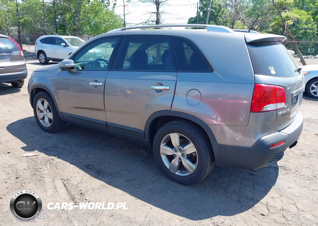 2013 Kia Sorento Ex V6 VIN:5XYKU3A28DG381708 - 3