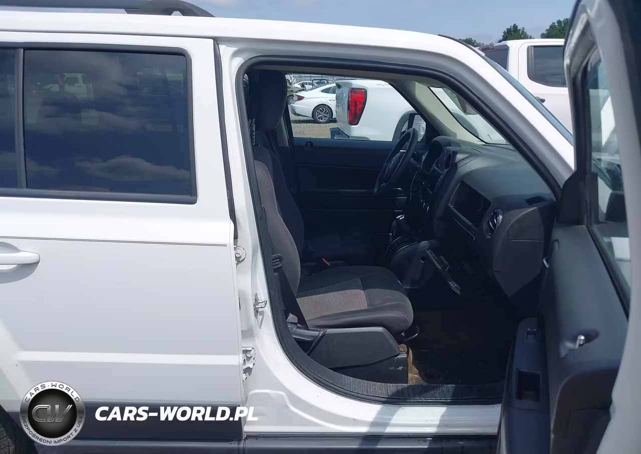 2016 Jeep Patriot Sport VIN:1C4NJPBB8GD761484 - 5
