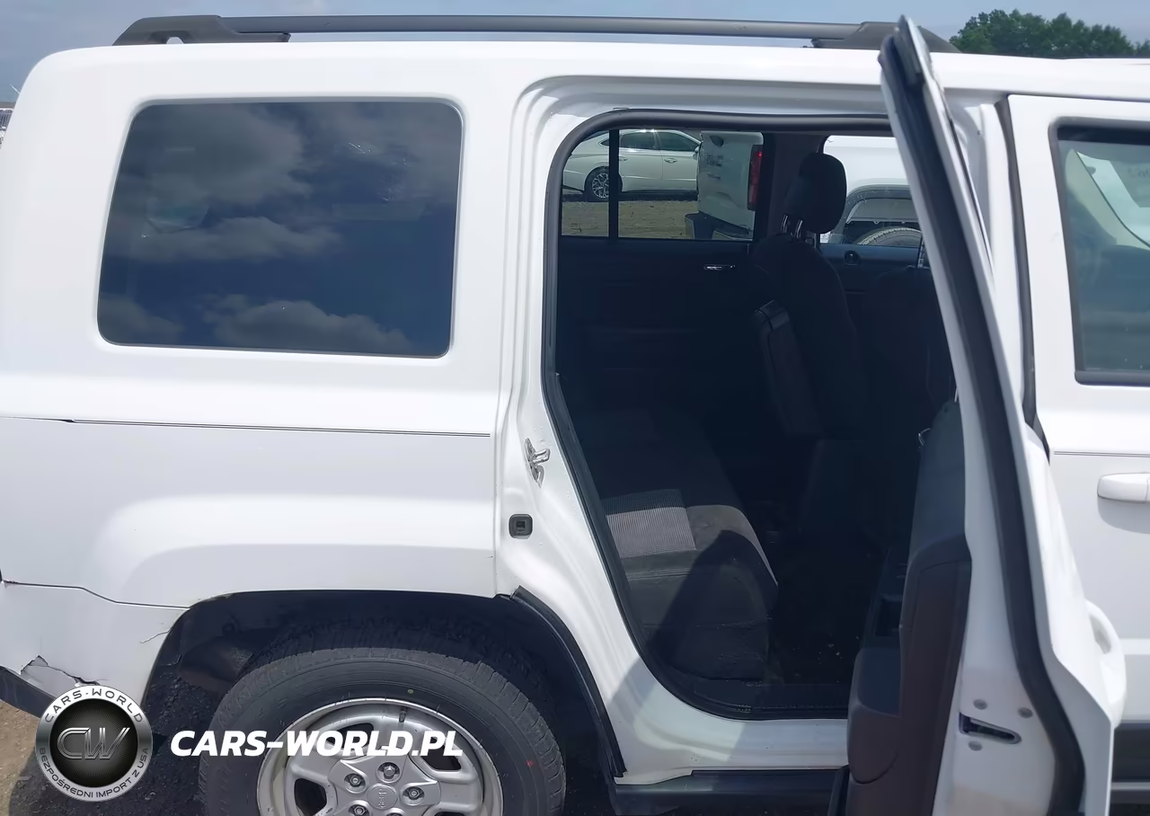 2016 Jeep Patriot Sport VIN:1C4NJPBB8GD761484 - 8