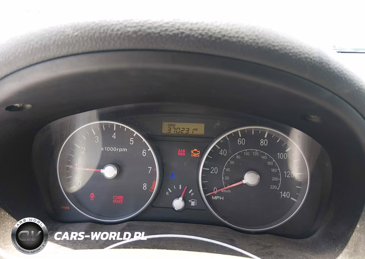 2008 Hyundai Accent Gs VIN:KMHCM36C28U093463 - 7