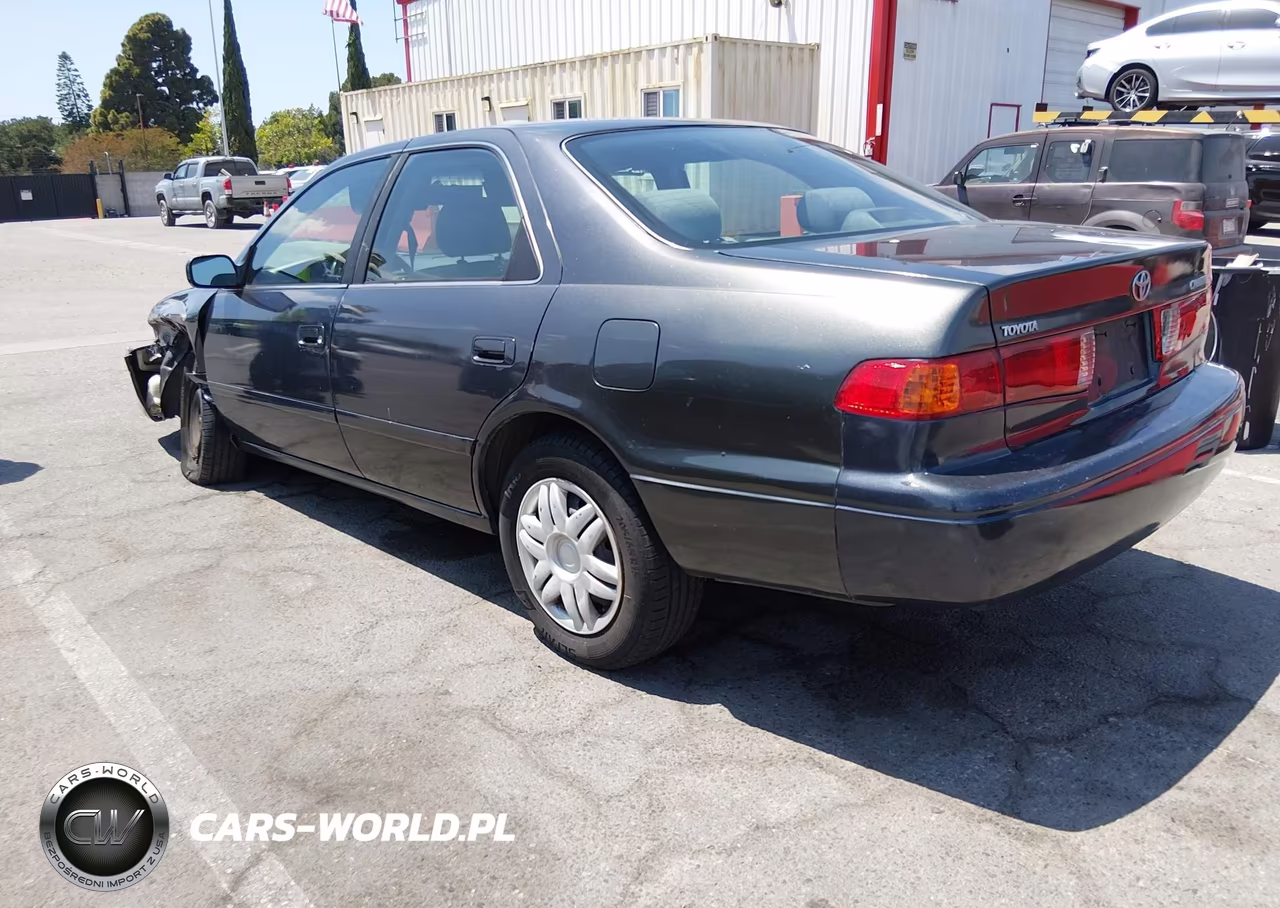 2001 Toyota Camry Le VIN:4T1BG22K41U865574 - 3