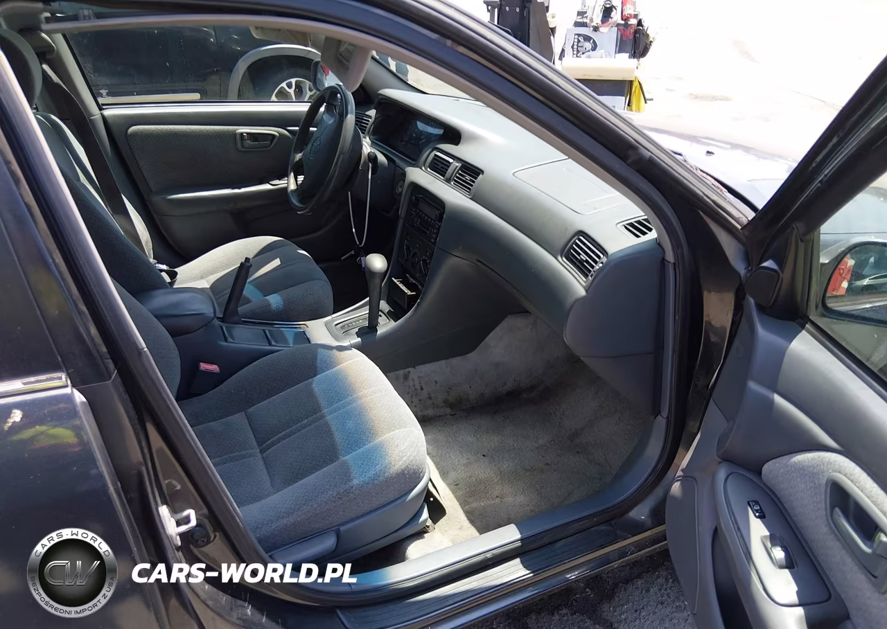 2001 Toyota Camry Le VIN:4T1BG22K41U865574 - 5
