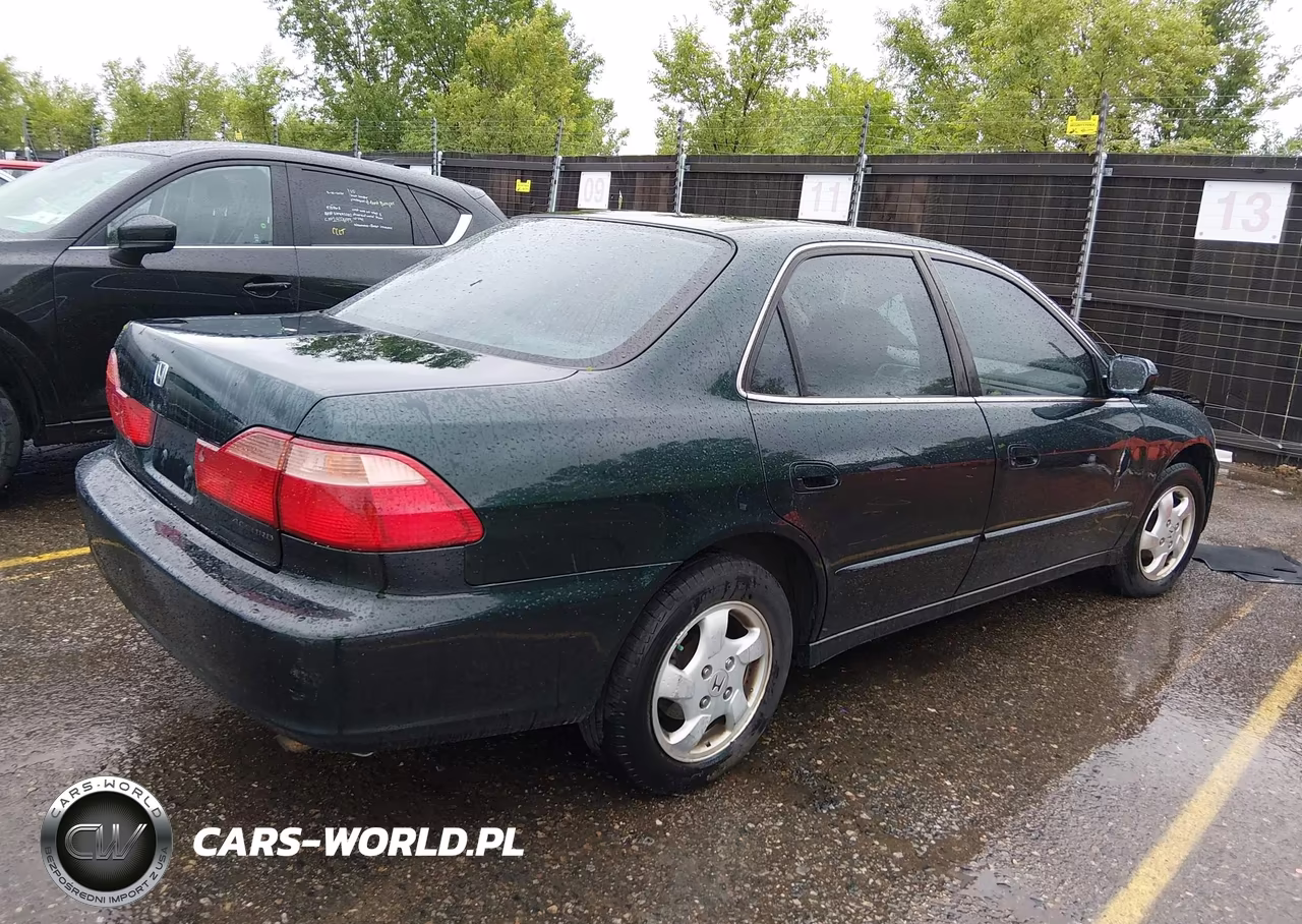 2000 Honda Accord 2.3 Ex VIN:1HGCG6685YA021930 - 4