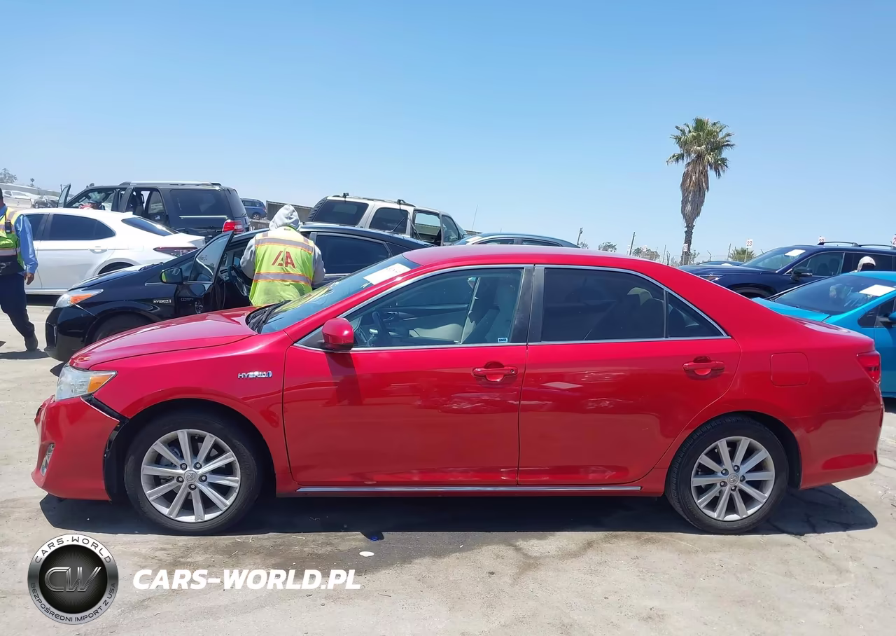2013 Toyota Camry Hybrid Xle VIN:4T1BD1FK9DU074426 - 13