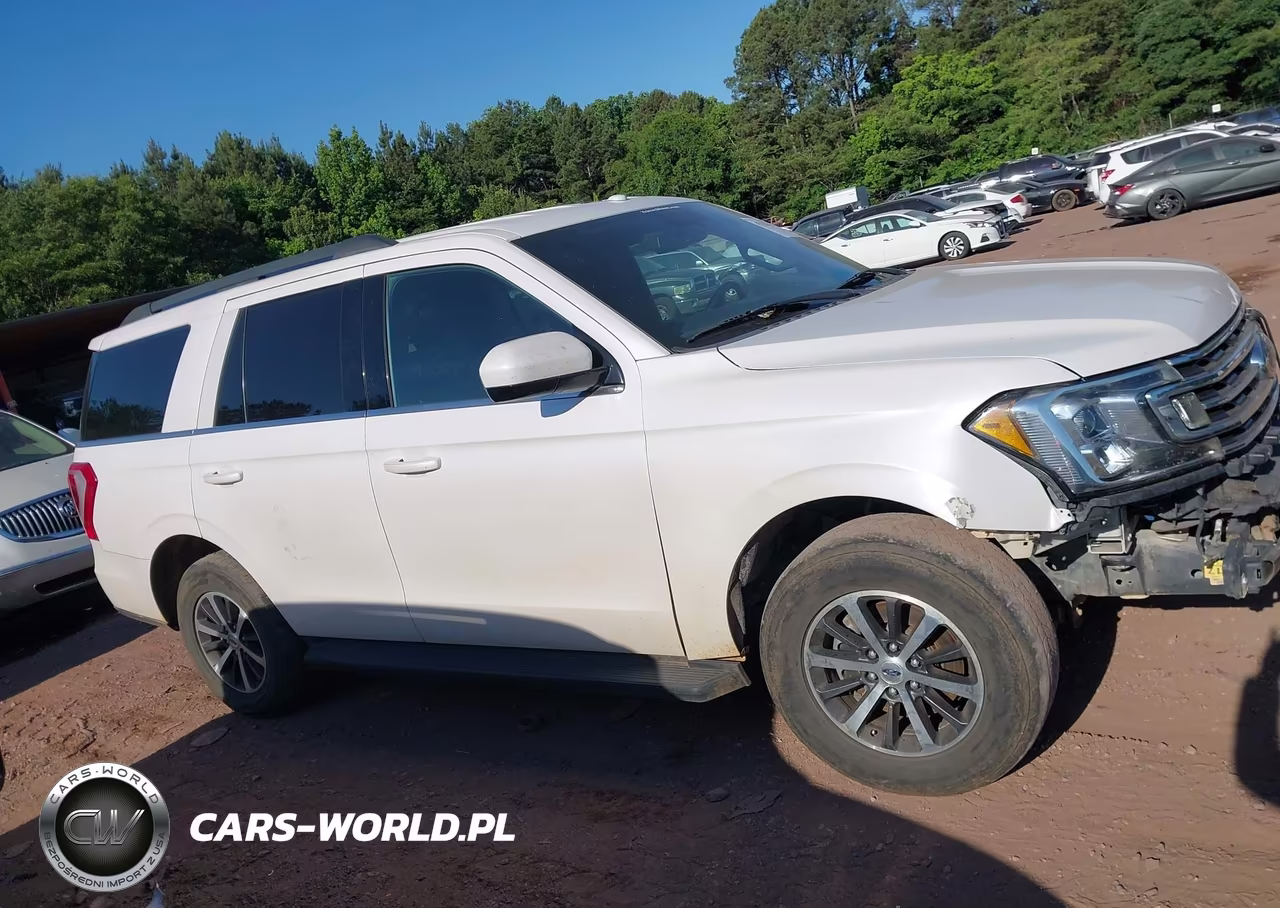2018 Ford Expedition Xlt VIN:1FMJU1HT9JEA16713 - 13