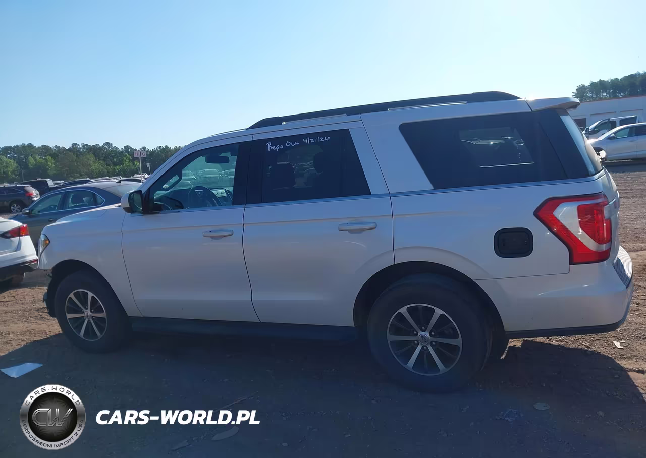 2018 Ford Expedition Xlt VIN:1FMJU1HT9JEA16713 - 14