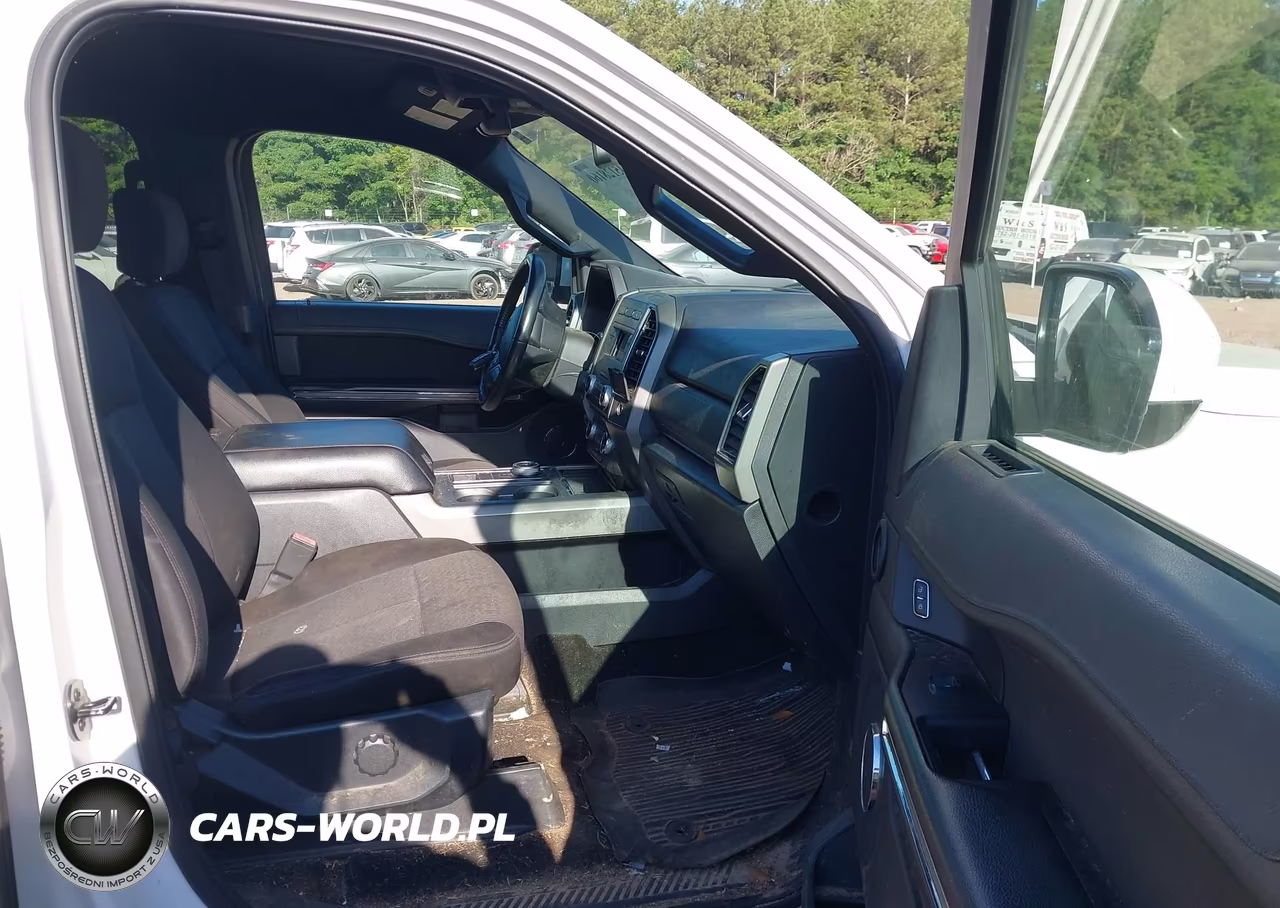 2018 Ford Expedition Xlt VIN:1FMJU1HT9JEA16713 - 5
