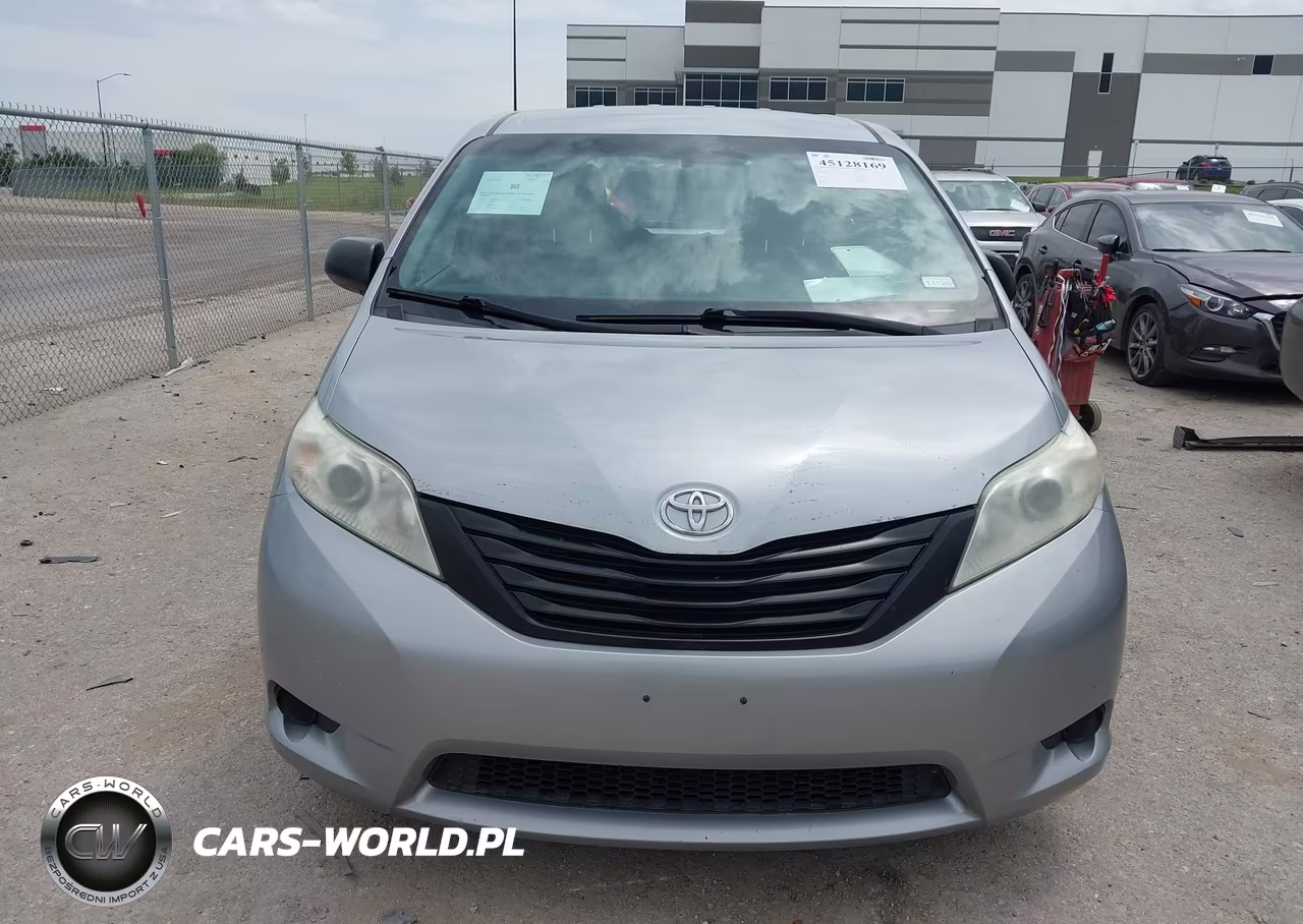 2017 Toyota Sienna L 7 Passenger VIN:5TDZZ3DC9HS898304 - 12