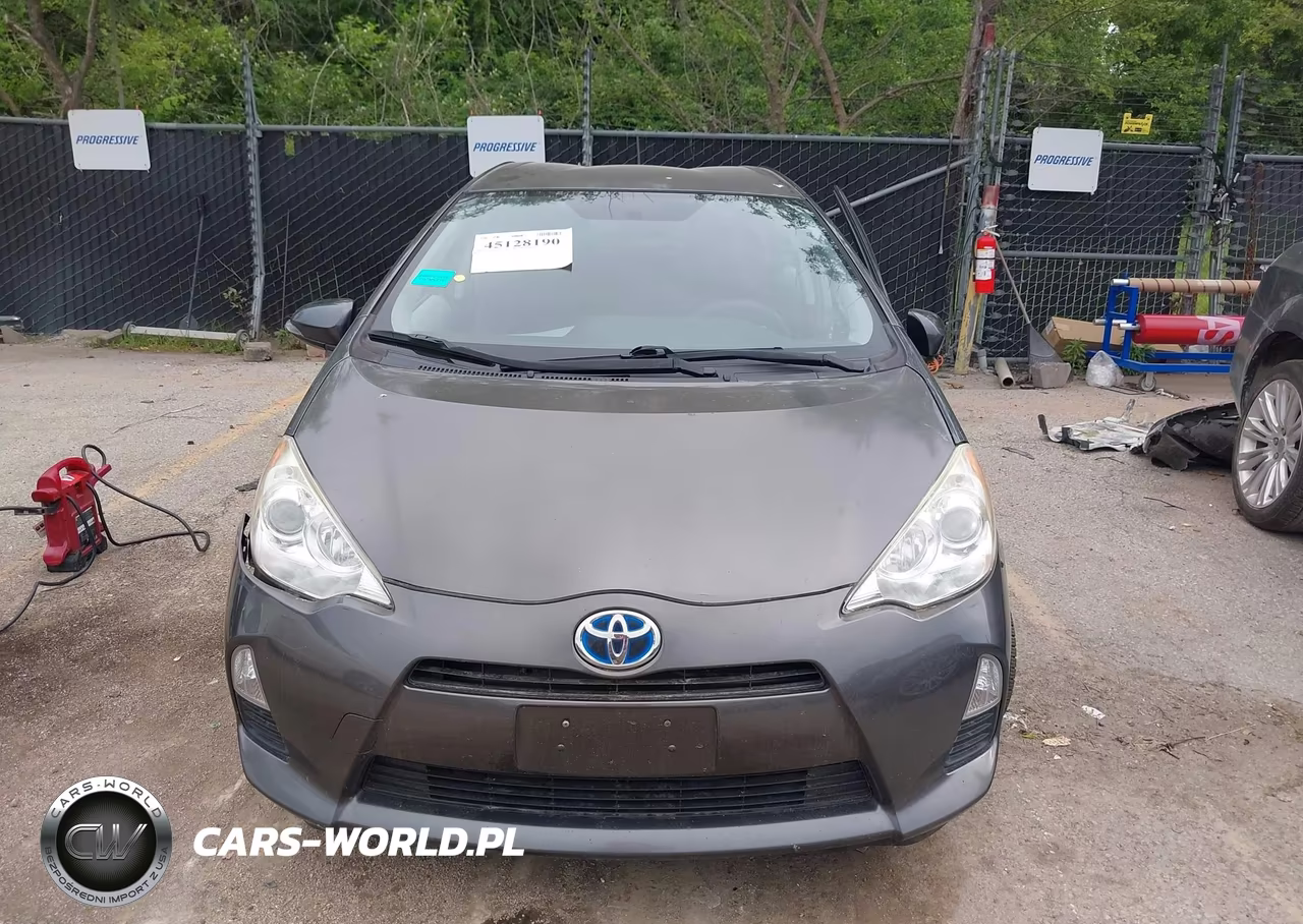 2012 Toyota Prius C Two VIN:JTDKDTB30C1516511 - 12