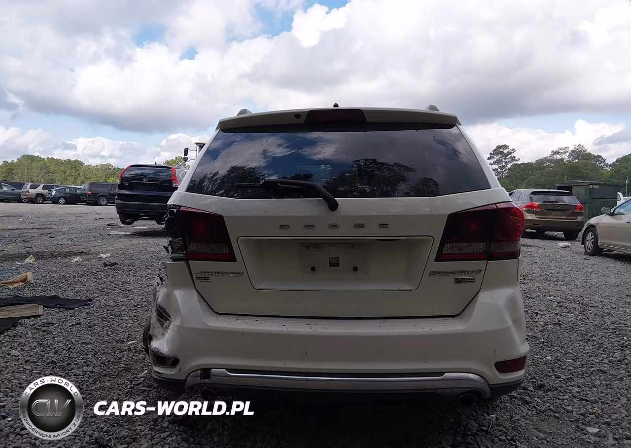 2017 Dodge Journey Crossroad Plus VIN:3C4PDCGG5HT576253 - 16