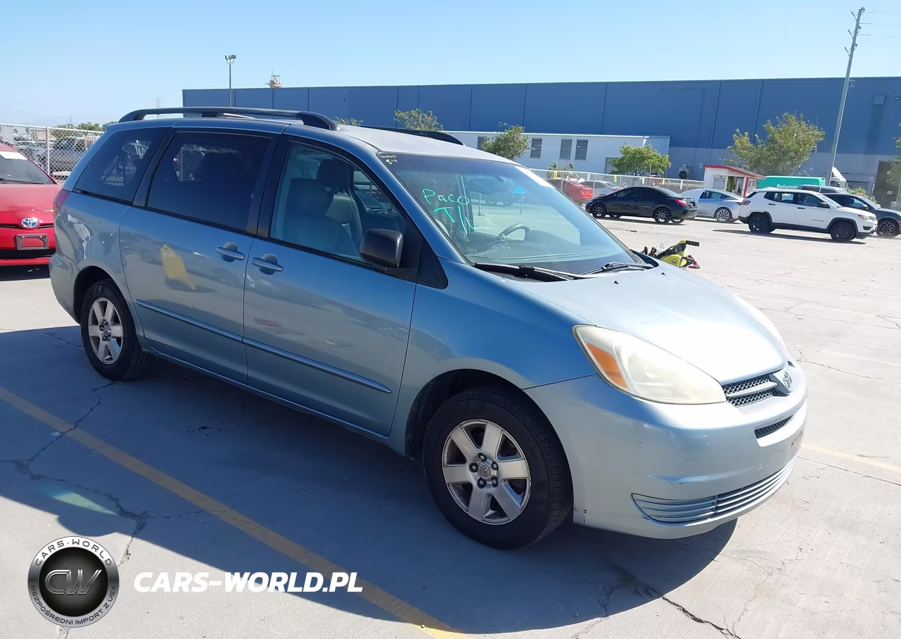 2005 Toyota Sienna Le