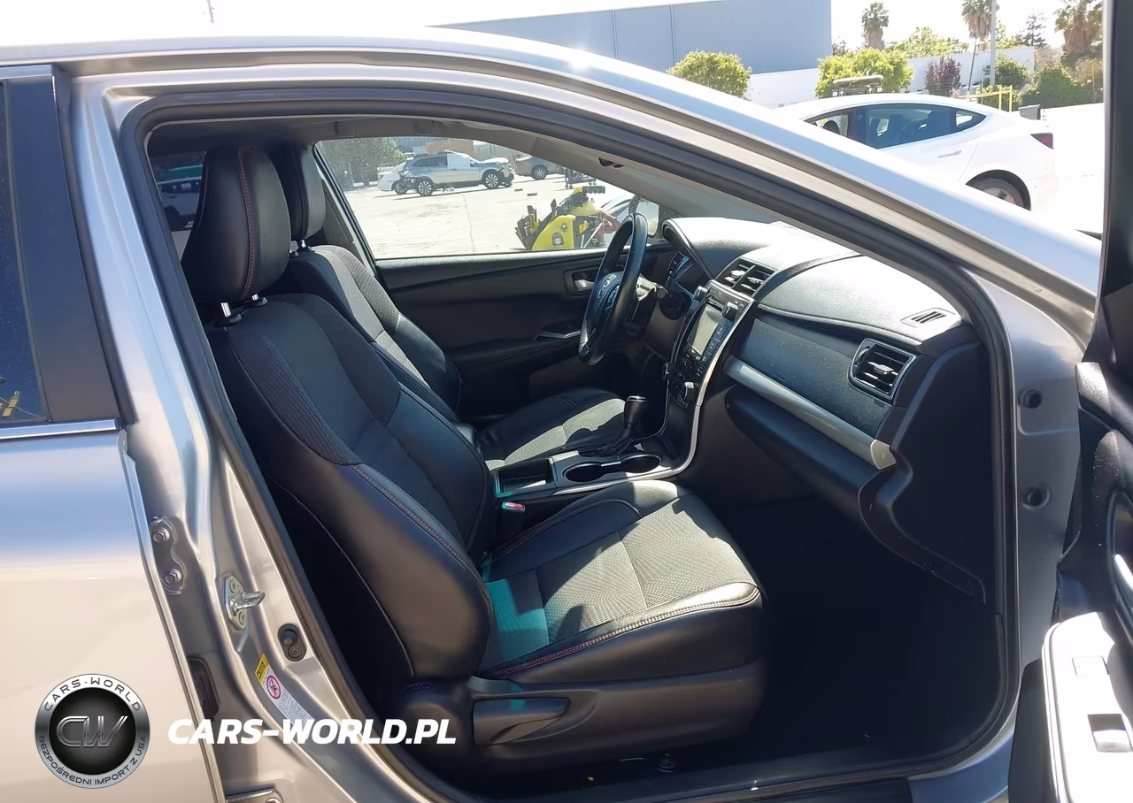 2017 Toyota Camry Se VIN:4T1BF1FK6HU365370 - 5