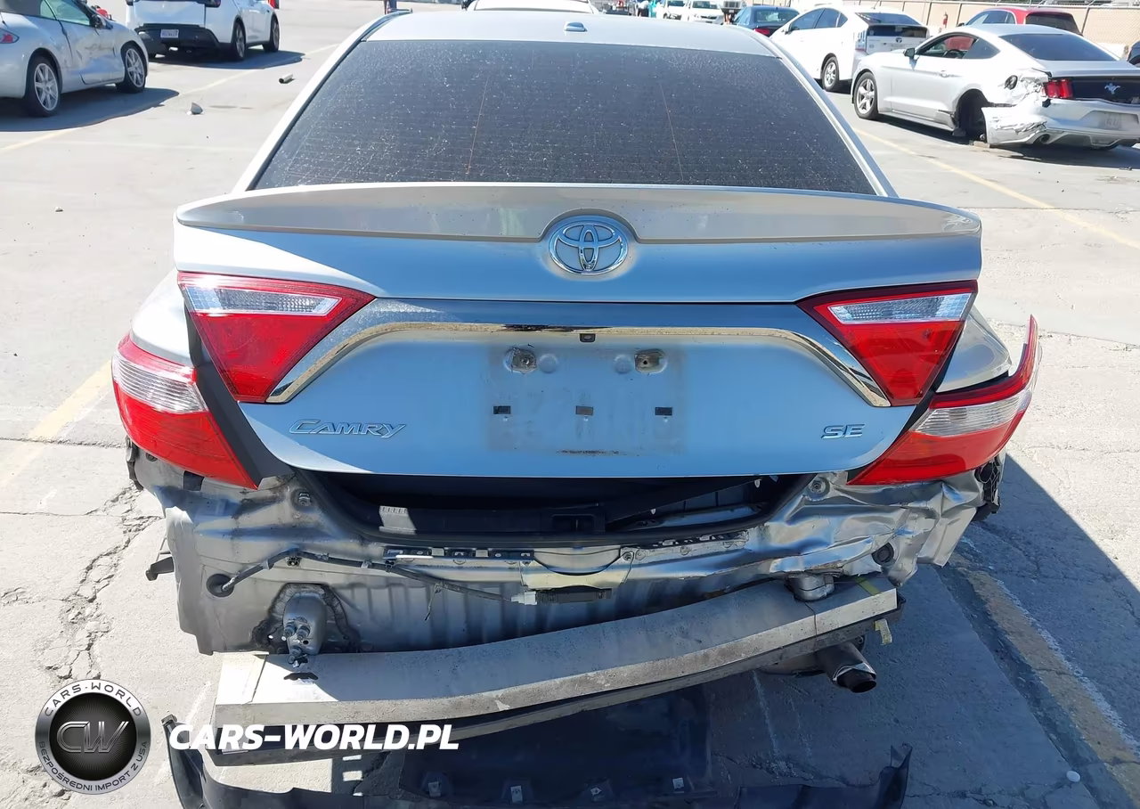 2017 Toyota Camry Se VIN:4T1BF1FK6HU365370 - 6