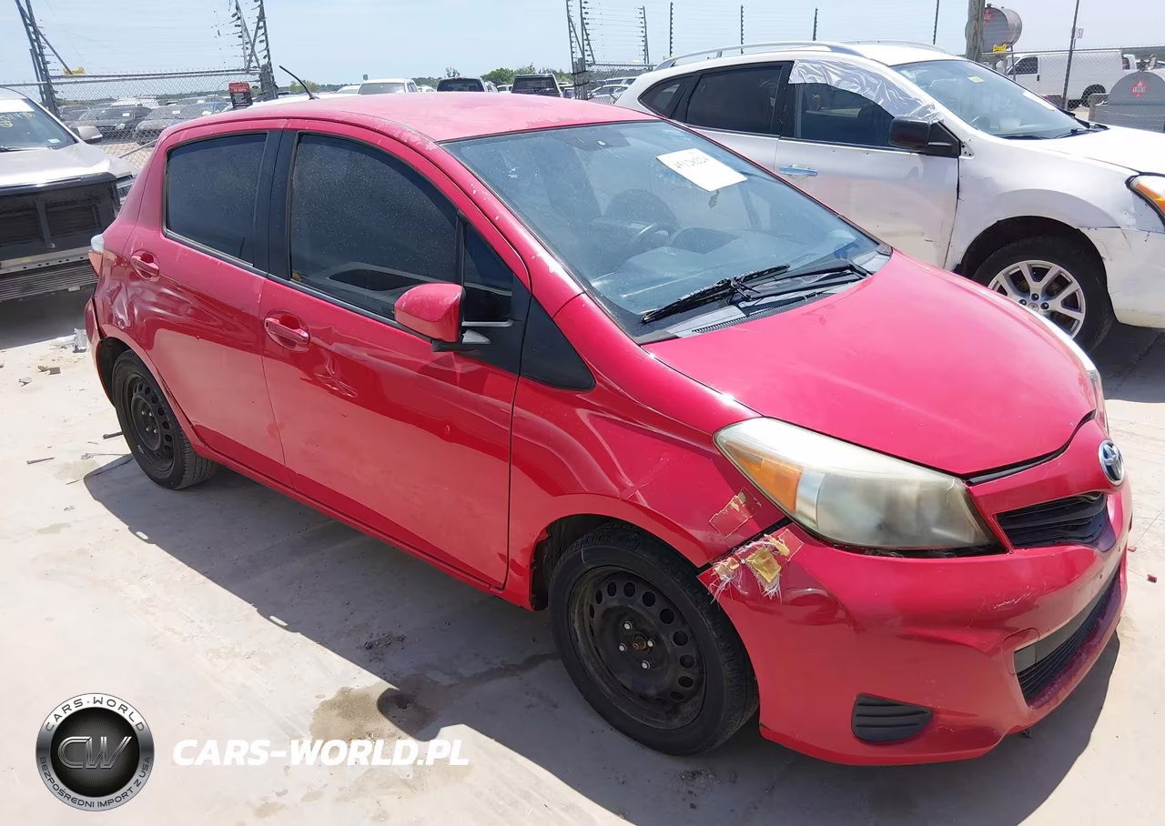 2013 Toyota Yaris L