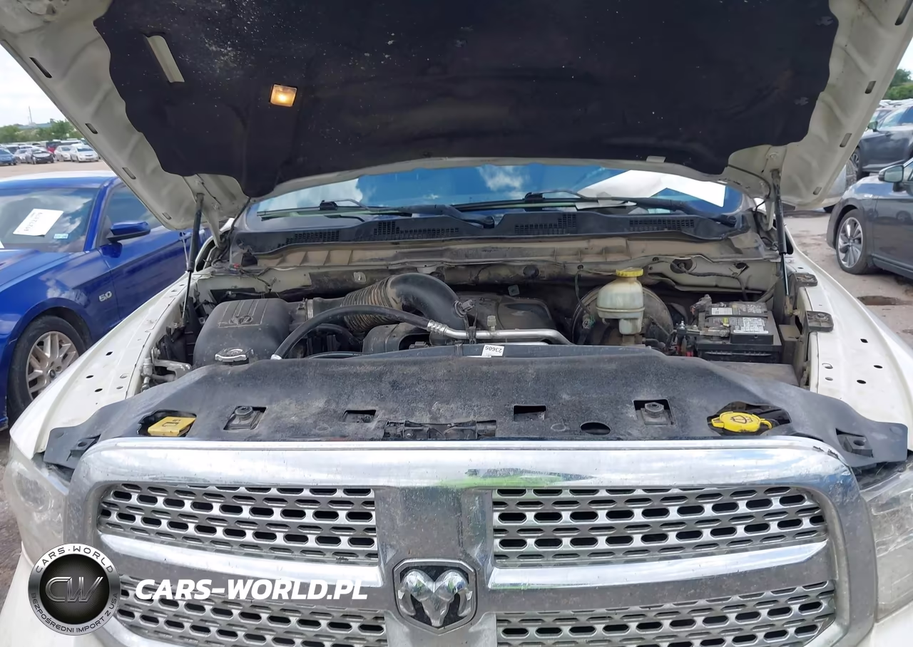 2017 Ram 1500 Laramie 4X2 5'7 Box VIN:1C6RR6NT2HS763373 - 10