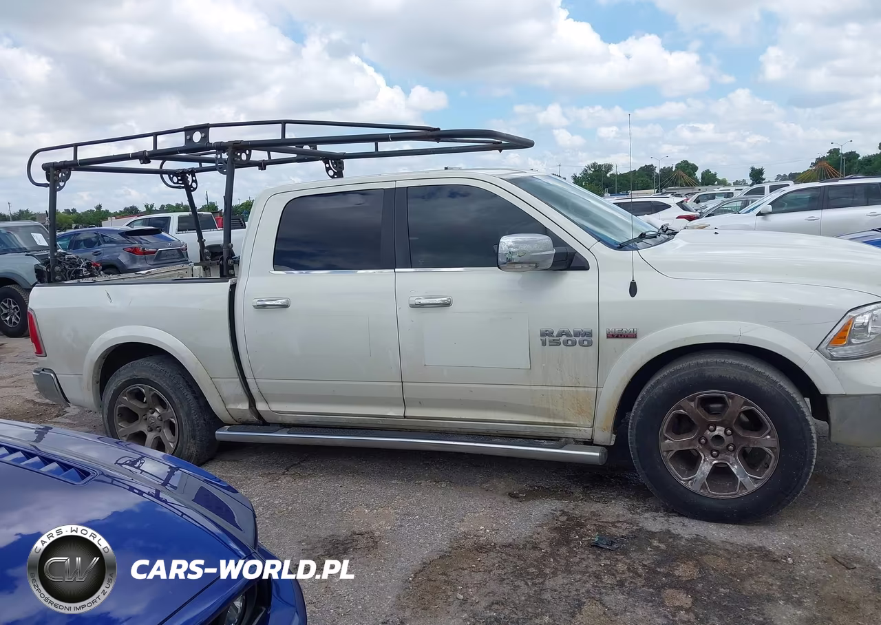 2017 Ram 1500 Laramie 4X2 5'7 Box VIN:1C6RR6NT2HS763373 - 13
