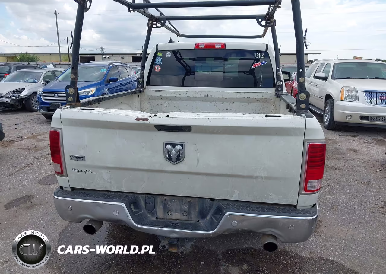 2017 Ram 1500 Laramie 4X2 5'7 Box VIN:1C6RR6NT2HS763373 - 16
