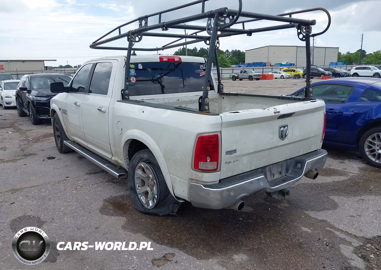 2017 Ram 1500 Laramie 4X2 5'7 Box VIN:1C6RR6NT2HS763373 - 3