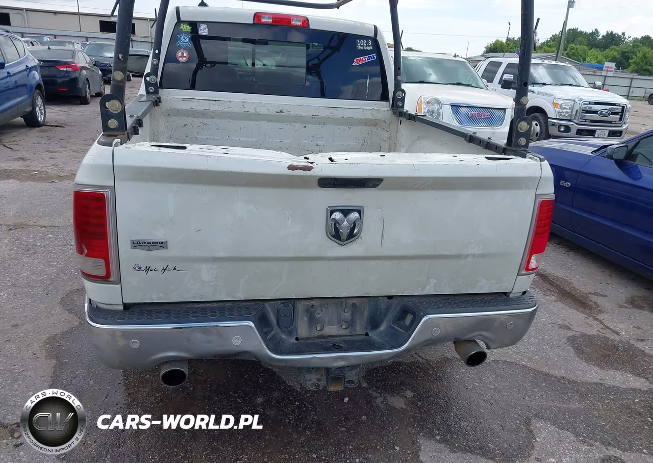 2017 Ram 1500 Laramie 4X2 5'7 Box VIN:1C6RR6NT2HS763373 - 6