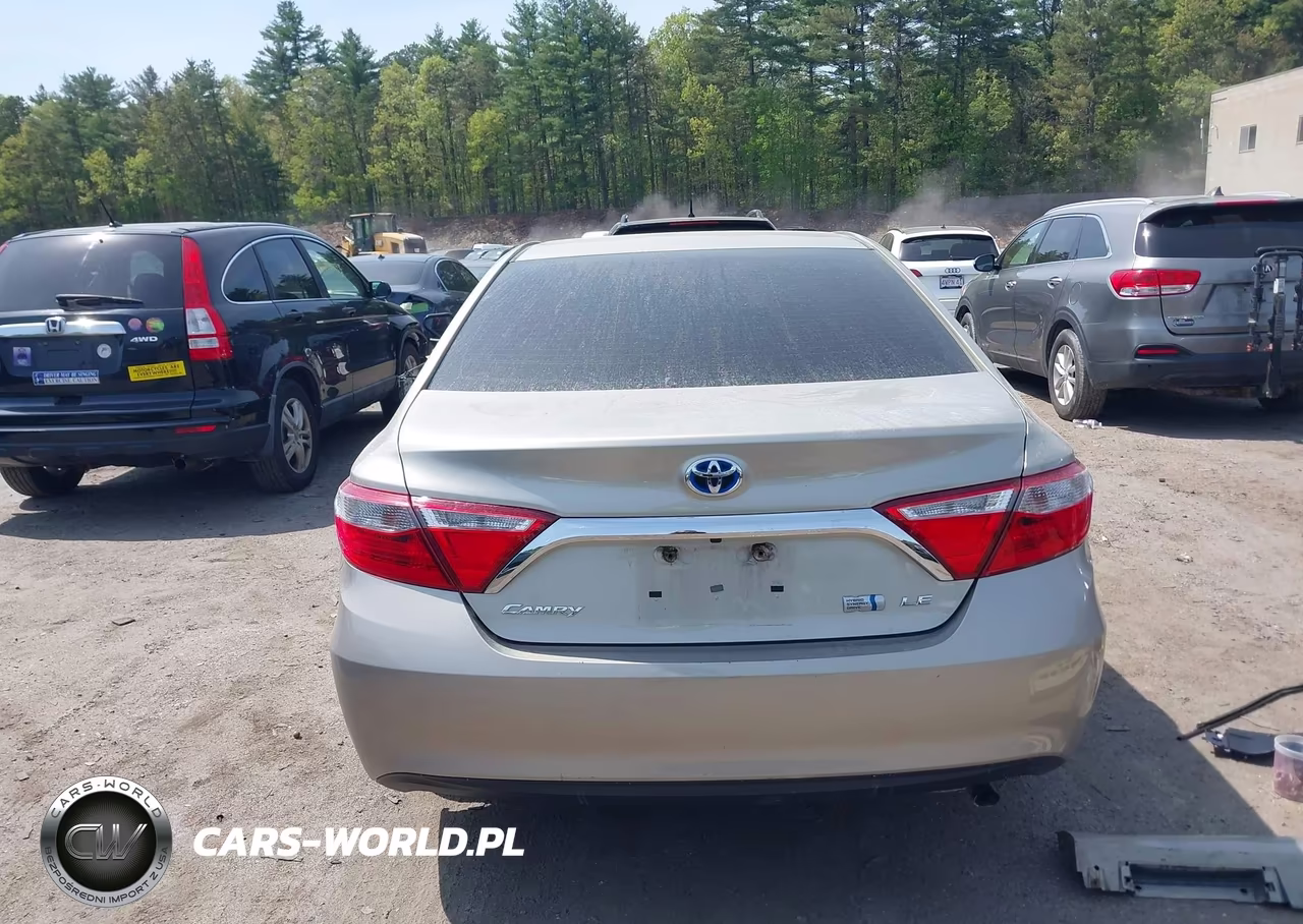 2015 Toyota Camry Hybrid Le VIN:4T1BD1FK1FU155939 - 17