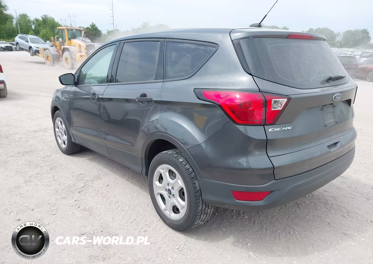 2019 Ford Escape S VIN:1FMCU0F72KUA20814 - 3