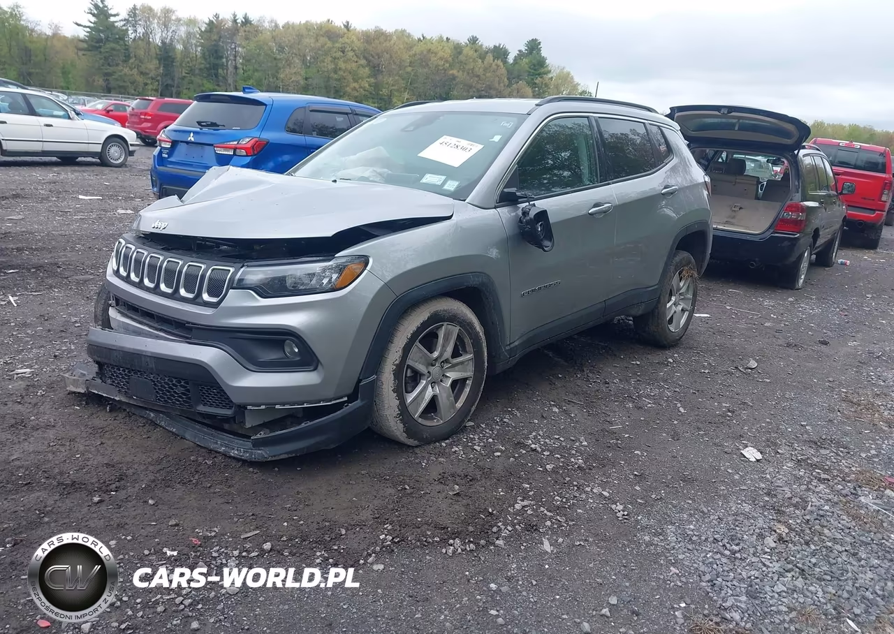 2022 Jeep Compass Latitude 4X4 VIN:3C4NJDBB3NT131555 - 2