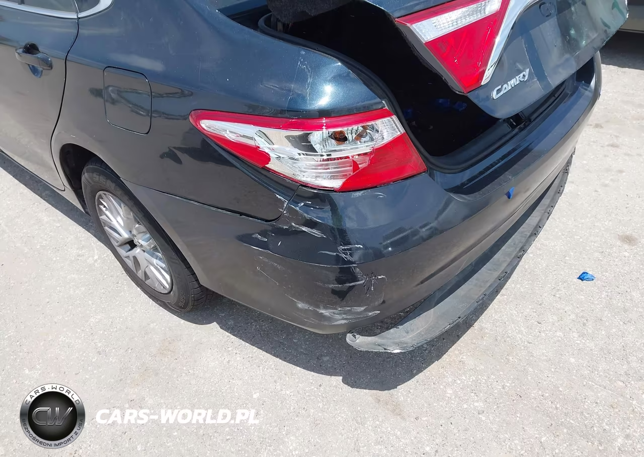 2017 Toyota Camry Le VIN:4T1BF1FK7HU382744 - 19