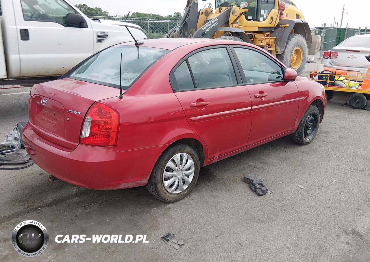 2011 Hyundai Accent Gls VIN:KMHCN4AC5BU614385 - 4