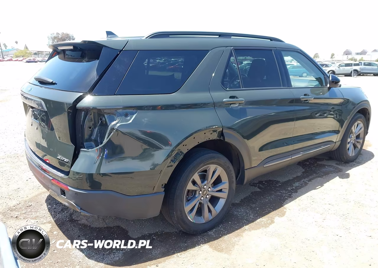 2022 Ford Explorer Xlt VIN:1FMSK8DH3NGB90095 - 4