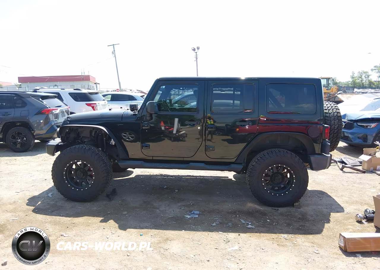 2012 Jeep Wrangler Unlimited Sahara VIN:1C4BJWEG3CL253251 - 15