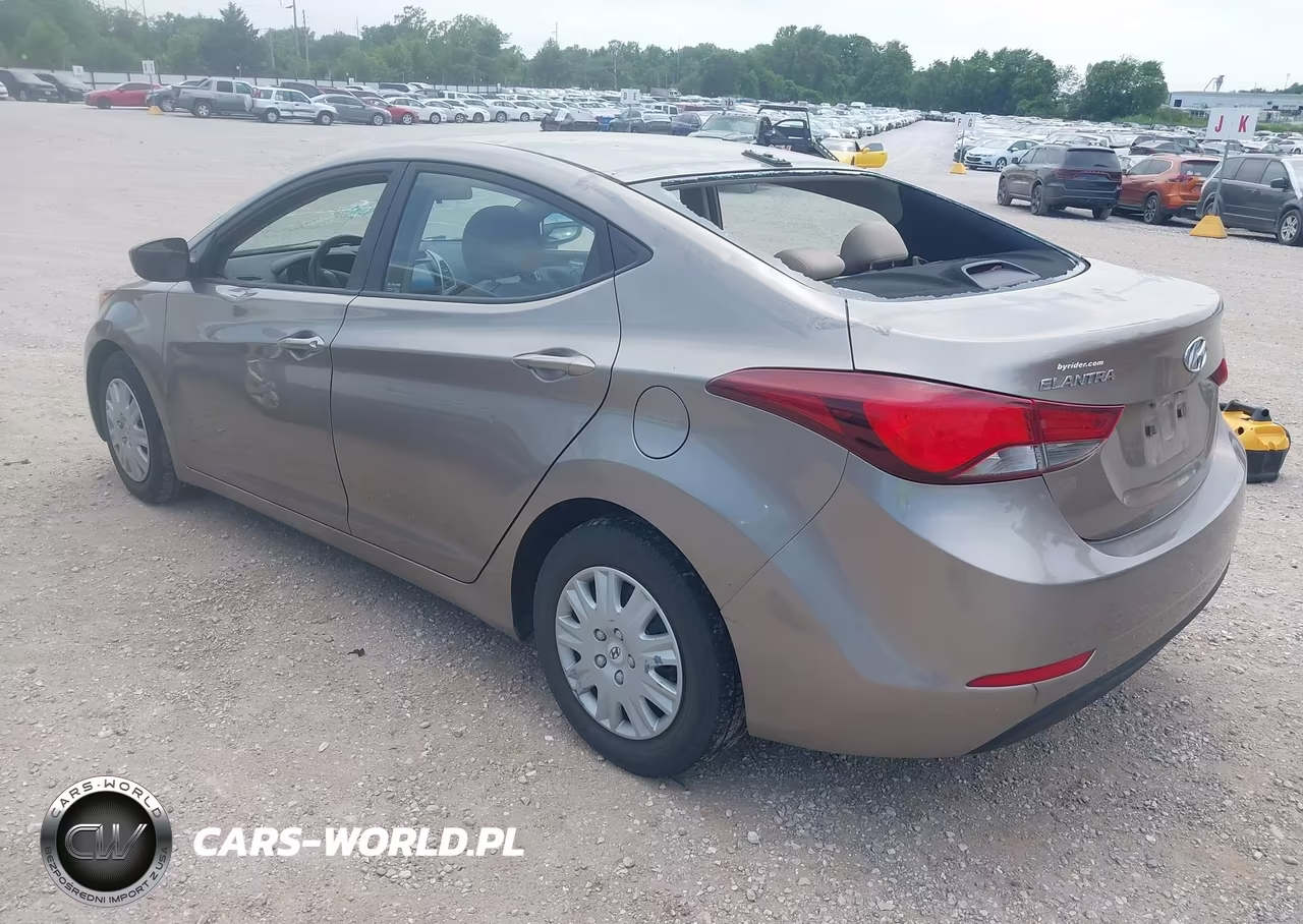 2016 Hyundai Elantra Se VIN:5NPDH4AE8GH736127 - 3