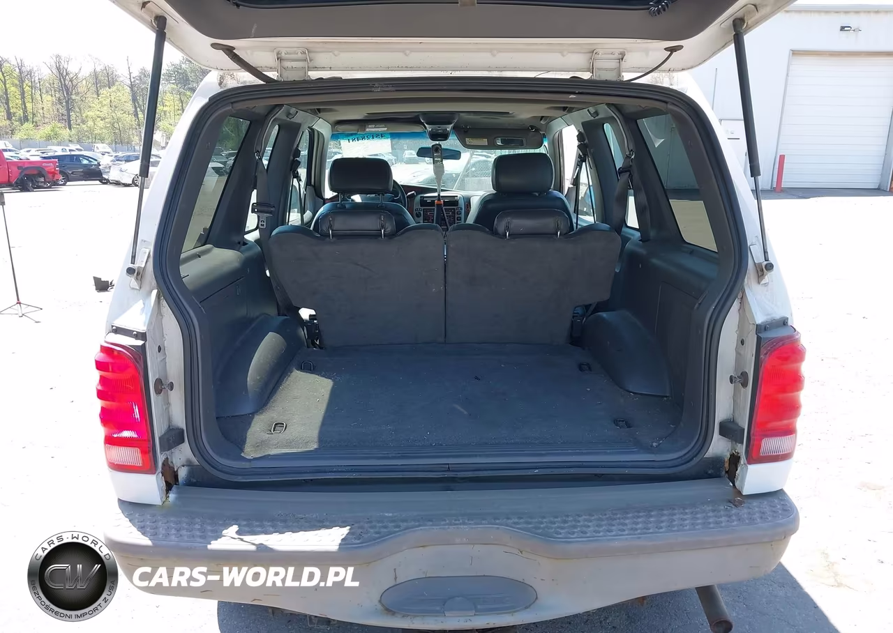 2001 Ford Explorer Sport VIN:1FMYU70E11UB35327 - 17