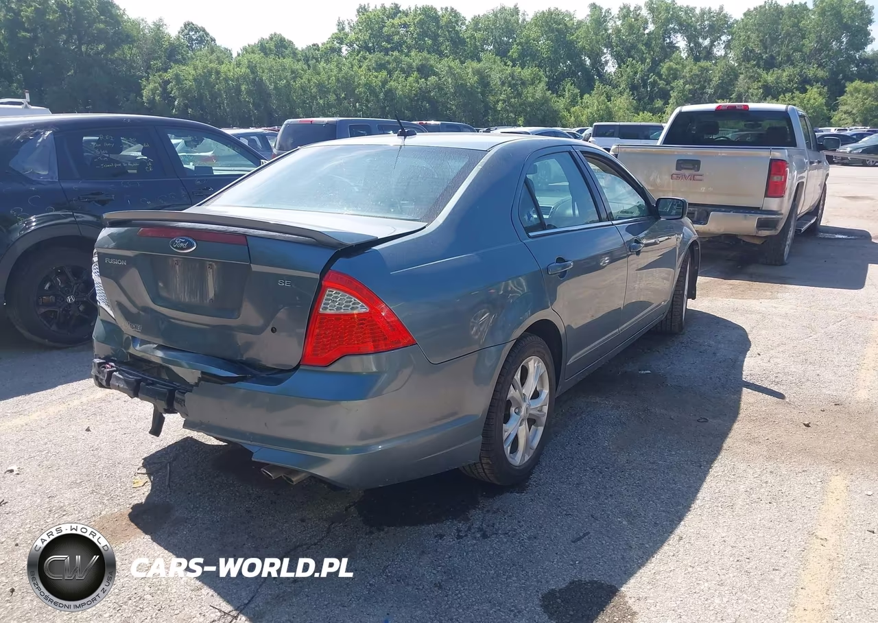 2012 Ford Fusion Se VIN:3FAHP0HA6CR124795 - 4