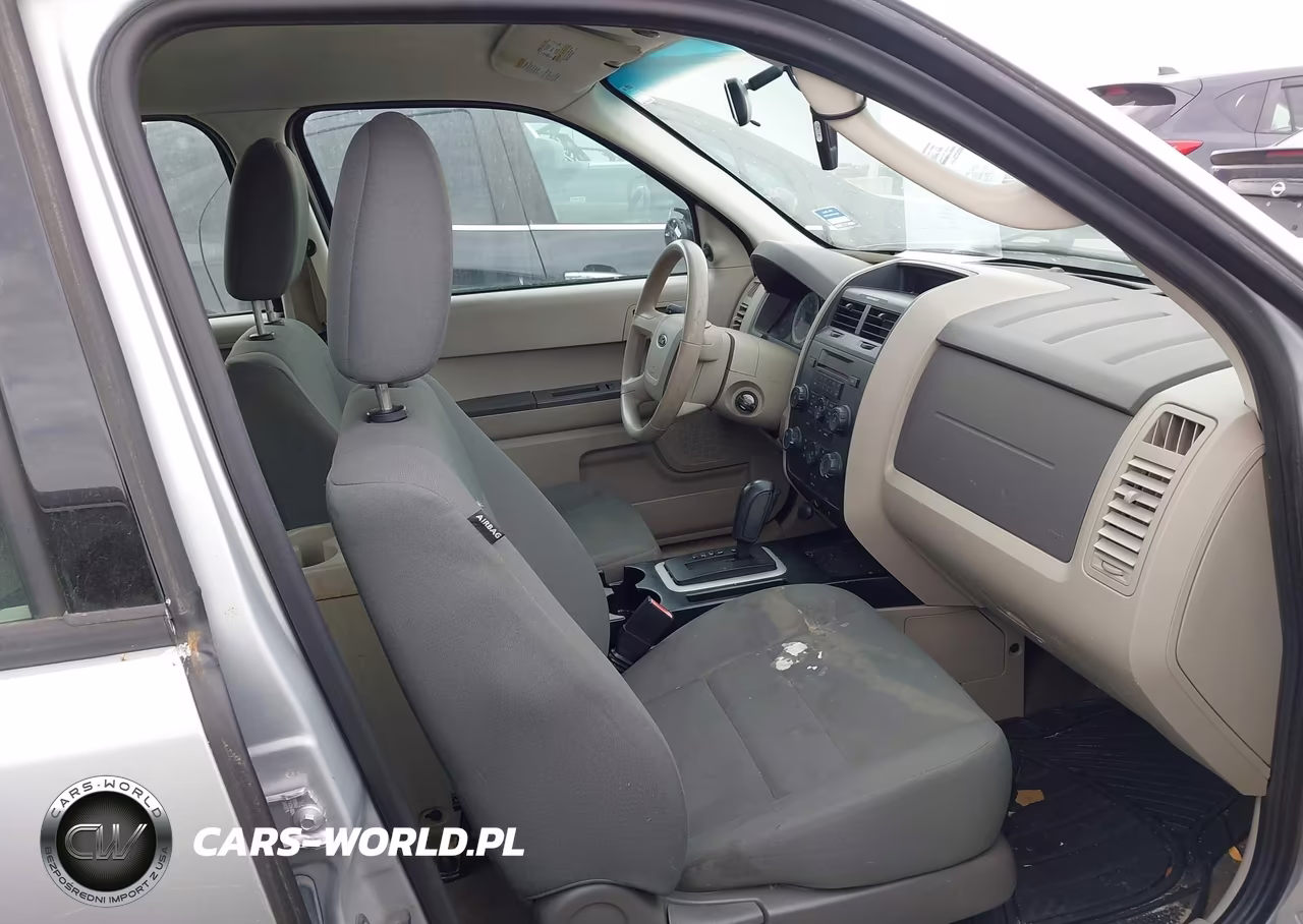 2010 Ford Escape Xls VIN:1FMCU0C7XAKA62887 - 5