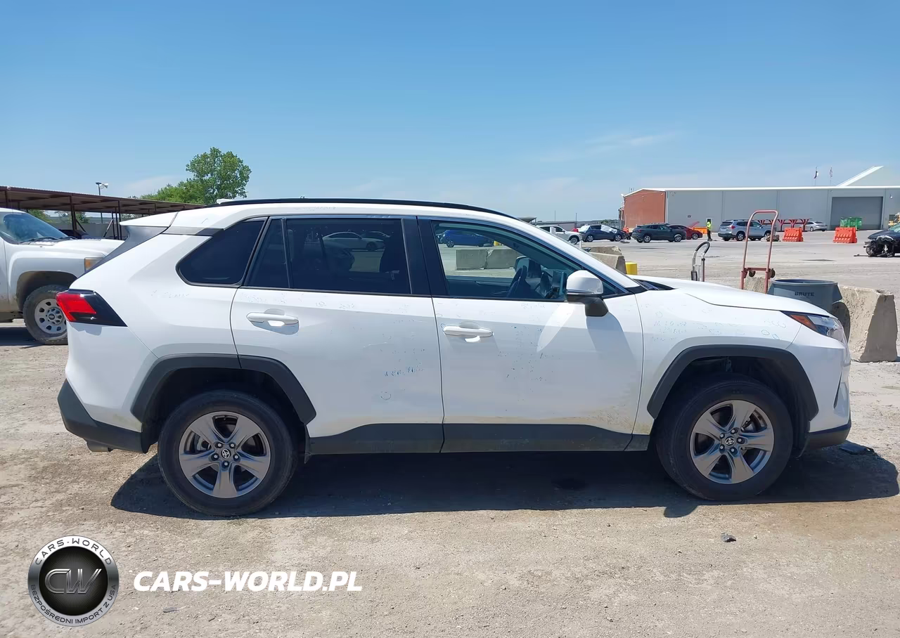 2024 Toyota Rav4 Xle VIN:2T3W1RFV9RW335961 - 13