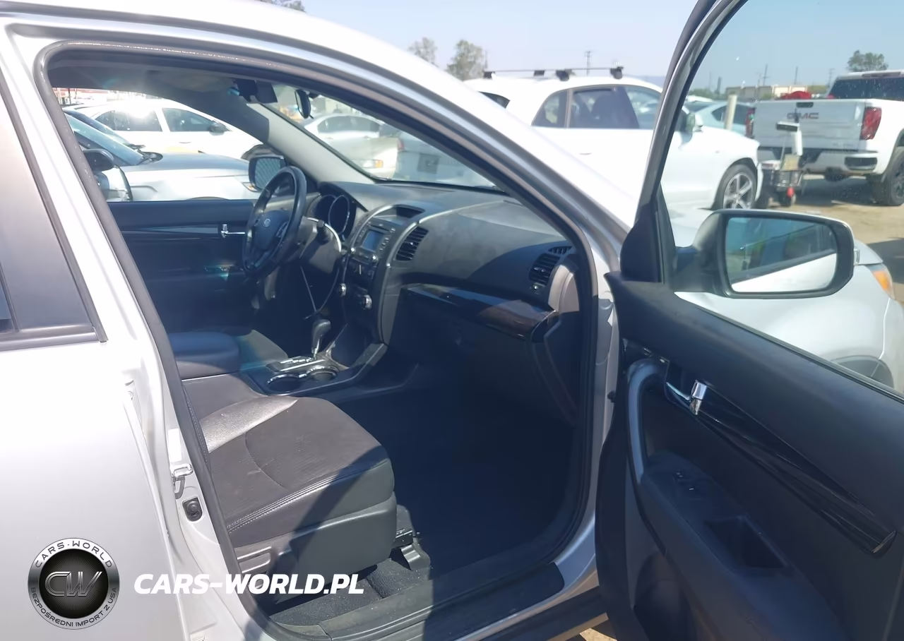2012 Kia Sorento Ex VIN:5XYKU3A6XCG293017 - 5