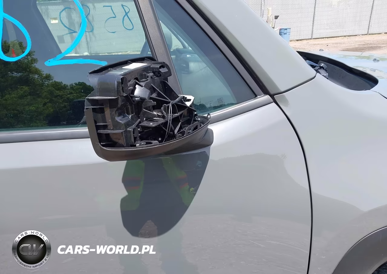 2020 Jeep Renegade Latitude 4X4 VIN:ZACNJBBB2LPL83562 - 21