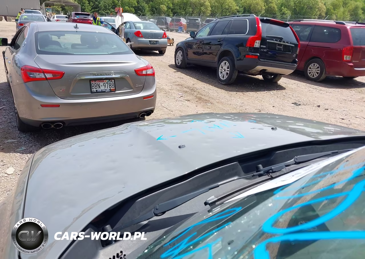 2020 Jeep Renegade Latitude 4X4 VIN:ZACNJBBB2LPL83562 - 6