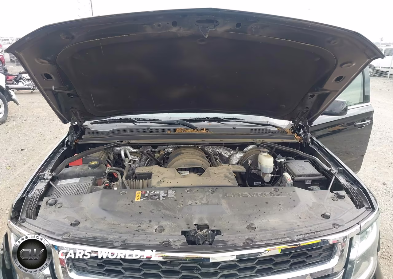 2018 Chevrolet Tahoe Lt VIN:1GNSCBKC0JR222836 - 10