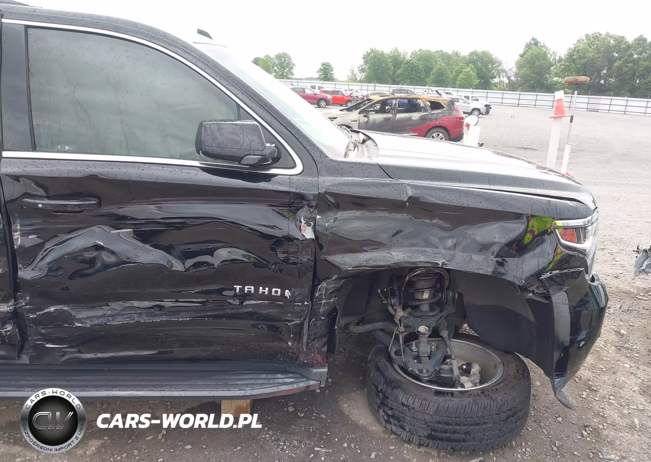 2018 Chevrolet Tahoe Lt VIN:1GNSCBKC0JR222836 - 6