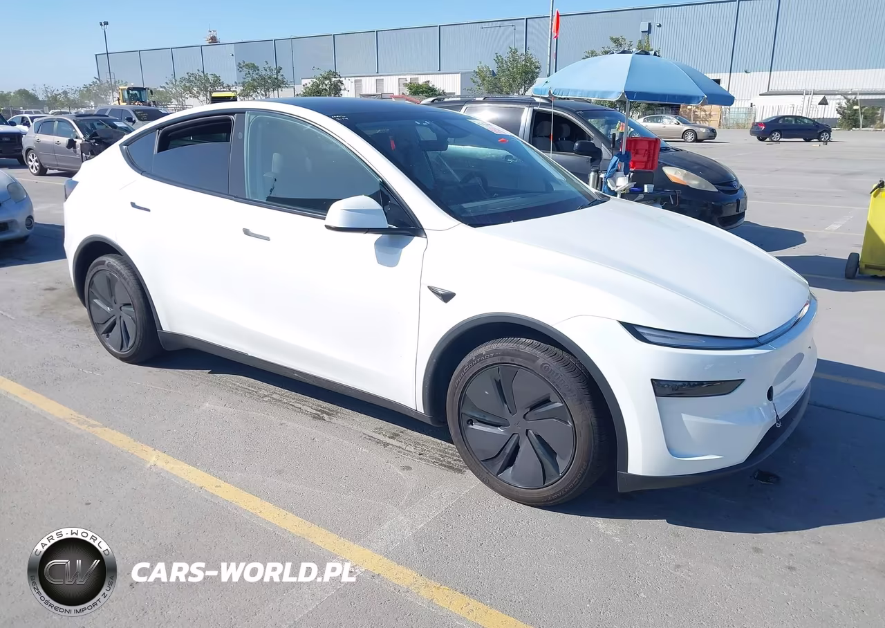 2026 Tesla Model Y – zdjęcie 1 z 17