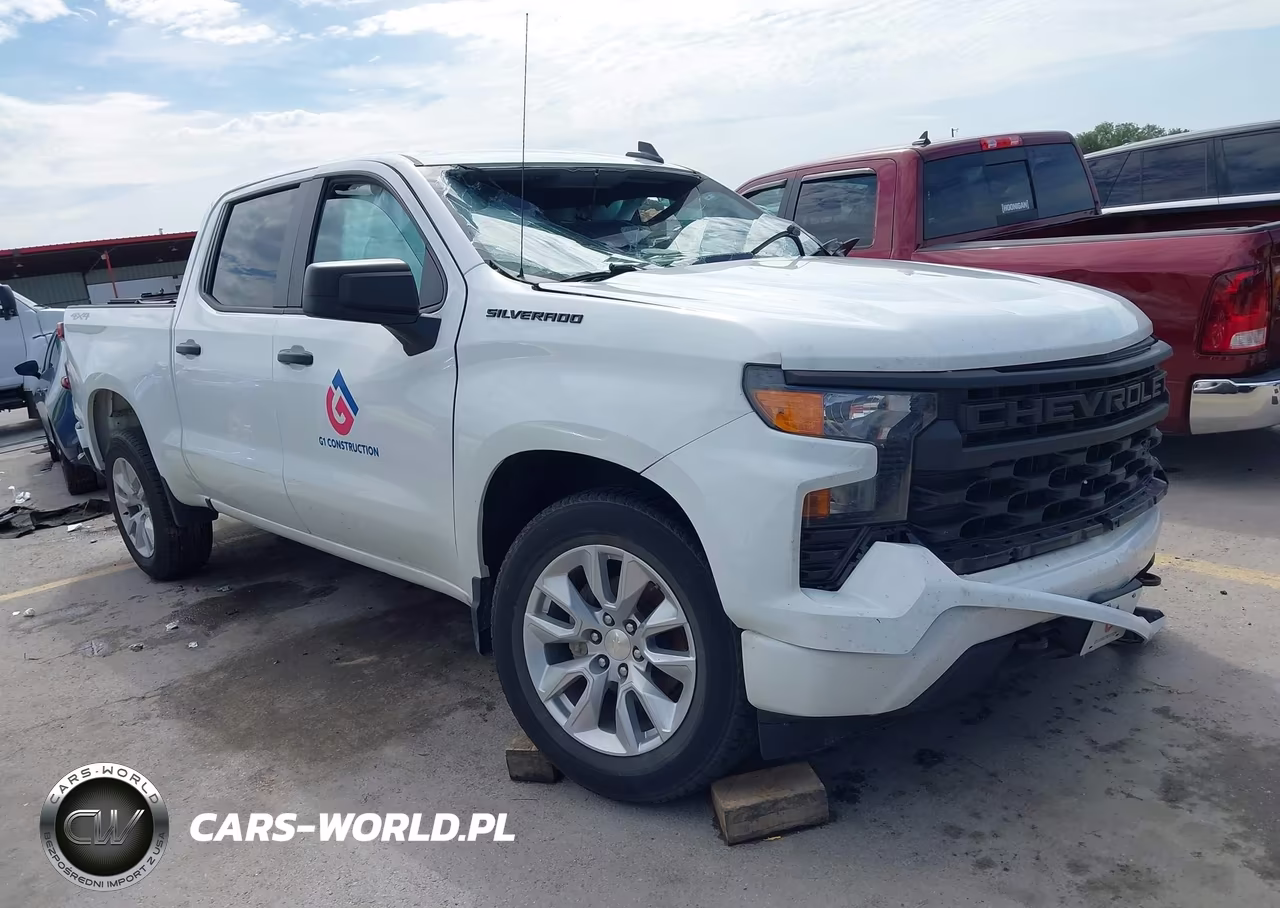 2023 Chevrolet Silverado 1500 4Wd Short Bed Custom – zdjęcie 1 z 16