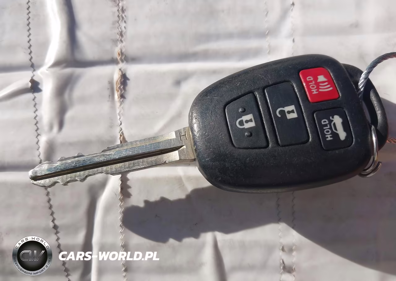2015 Toyota Corolla S Plus VIN:5YFBURHE2FP287504 - 11