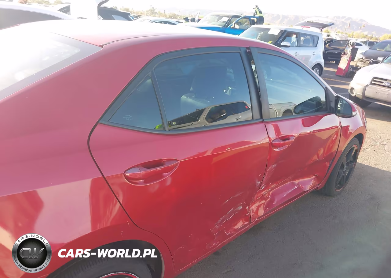 2015 Toyota Corolla S Plus VIN:5YFBURHE2FP287504 - 13