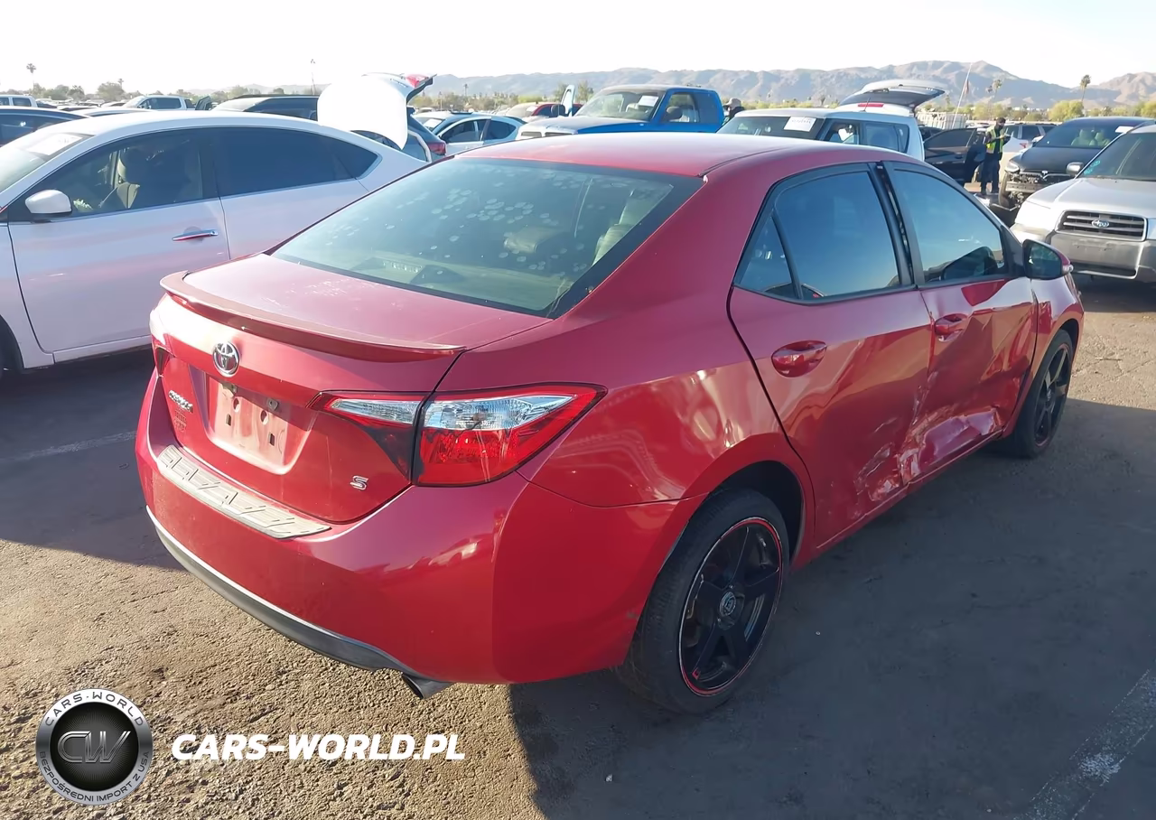 2015 Toyota Corolla S Plus VIN:5YFBURHE2FP287504 - 4