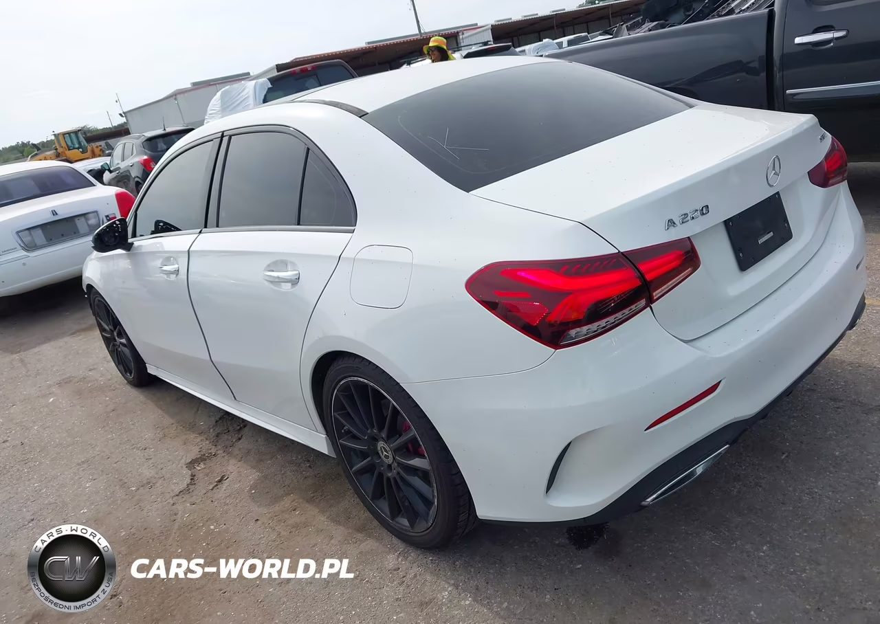 2022 Mercedes-Benz A 220 VIN:W1K3G4EB7NJ364028 - 3