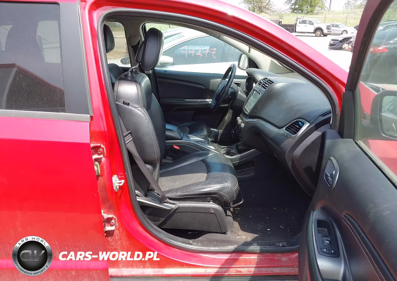 2017 Dodge Journey Crossroad Plus VIN:3C4PDCGG9HT537102 - 5